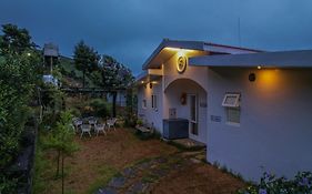 Peri Resorts